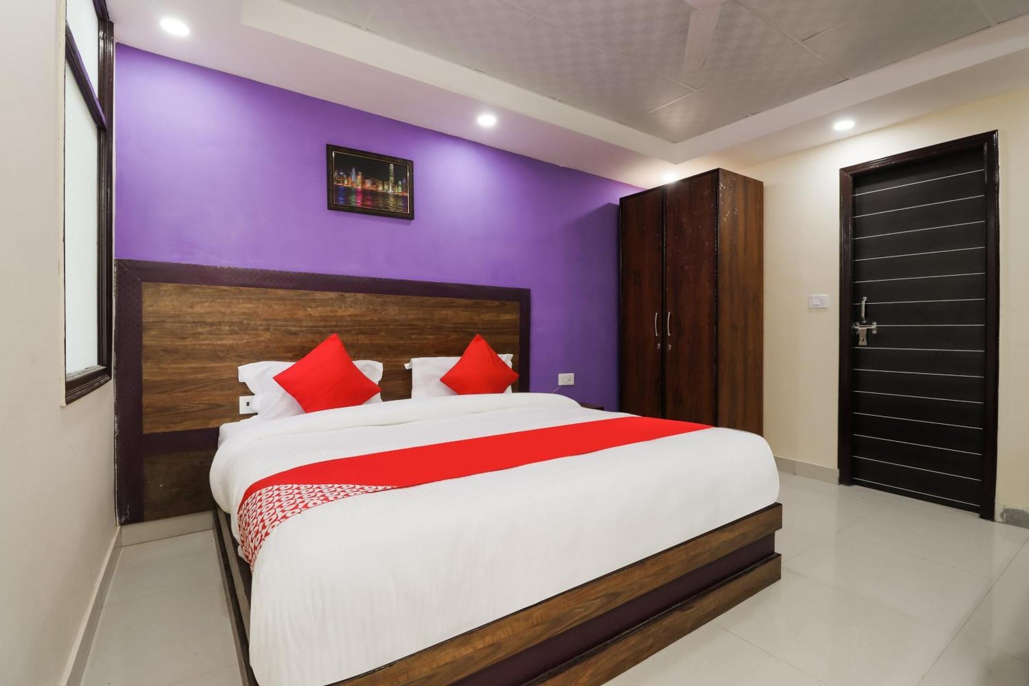 Hotel O Maharaja Gold New Delhi Exteriör bild